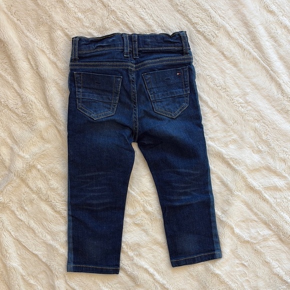 Tommy Hilfiger toddler size 2 Blue Denim Jeans - Picture 2 of 8